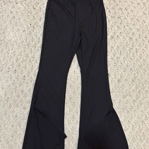 Woman Petite bell bottom pants